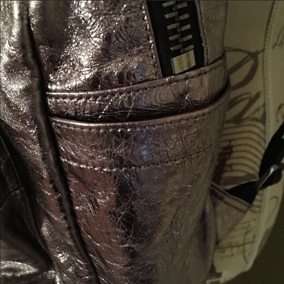 ❌SOLD❌MCM transformer backpack - Picture 3 of 6